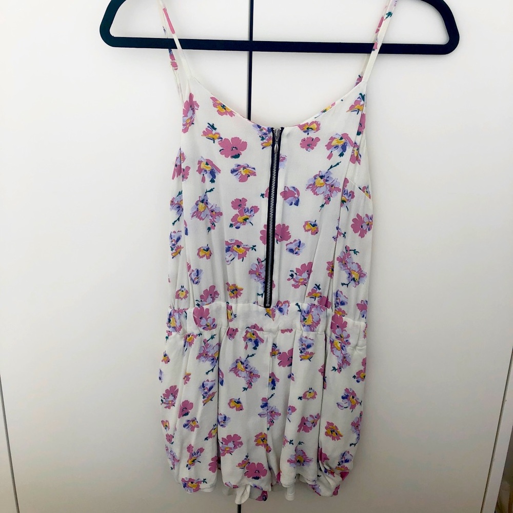 White floral romper - free size